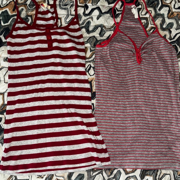 Various Name Brand Tank Top Collection of 7 Woman’s size sm/med - Picture 10 of 14
